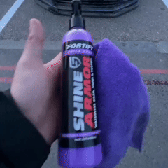 Polish Auto Ceramic Profesional – Luciu Intens Protecție Hidrofobă Durabilă - 236ml Mare Oferta