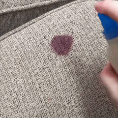 Pachet Promo: 2 Spray-uri Anti-Pete la preț de 1 – Curățare rapidă și eficientă -