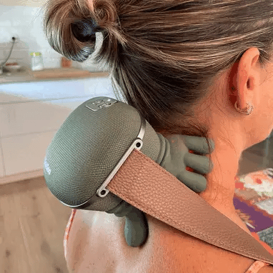 Aparat de masaj profund pentru gât, umeri și spate – masaj real, zilnic